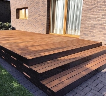 Каким маслом лучше покрыть террасу, фасад или садовую мебель?